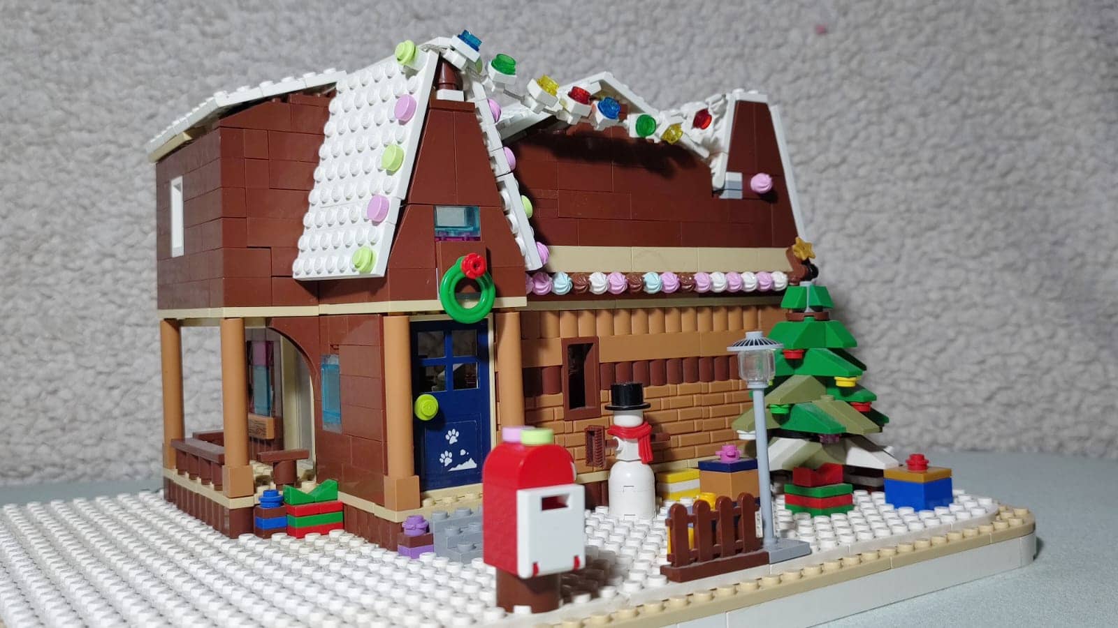 All I Want for Christmas is o Casa de vacanta din turta dulce (Creatia 13)